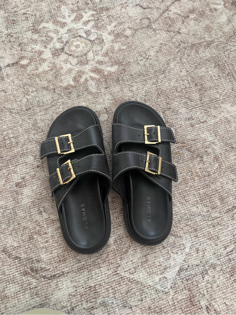 ALOHAS Black Slides with Gold Buckles